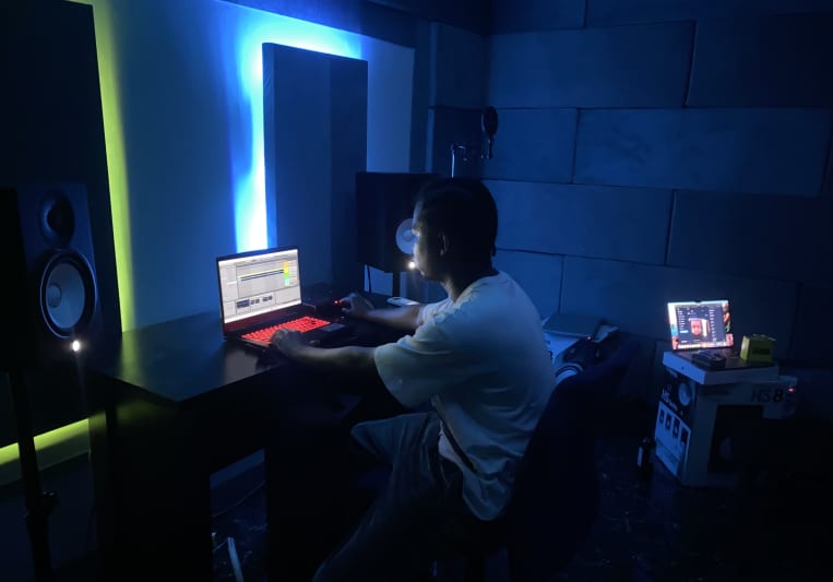 Manny Omozuawo (Manny DXX) on SoundBetter