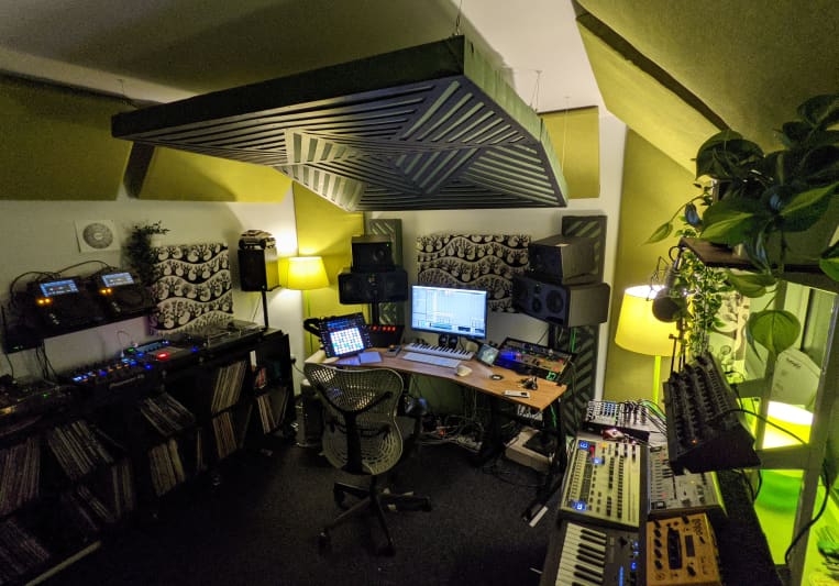 Olive Grooves Studio on SoundBetter