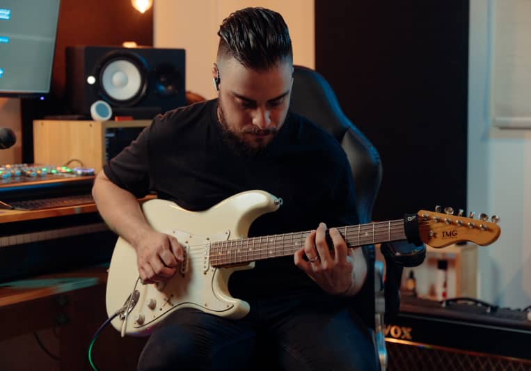 Danny Cifuentes on SoundBetter