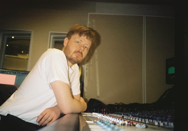 MUXI on SoundBetter