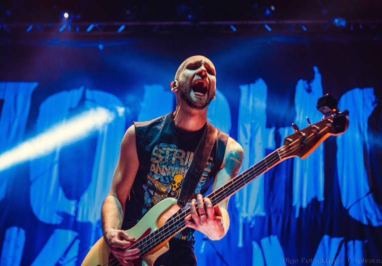 Bass lines for you on SoundBetter