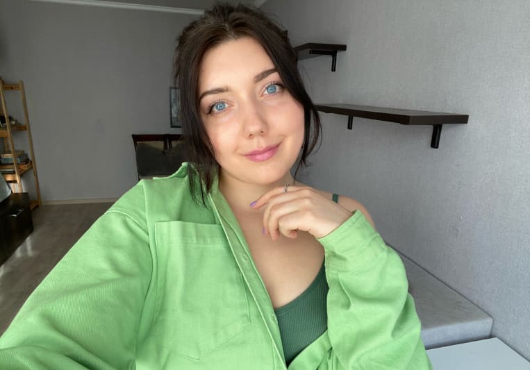 Yana Batovskaya on SoundBetter