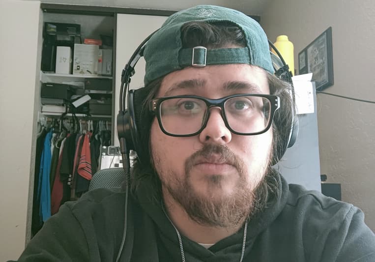 Arthur Barraza on SoundBetter