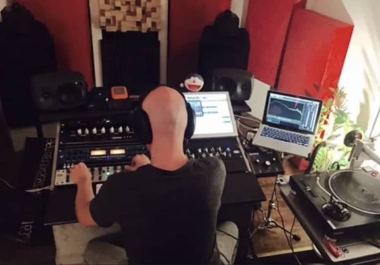 Spectrum Mastering & Vinyl on SoundBetter