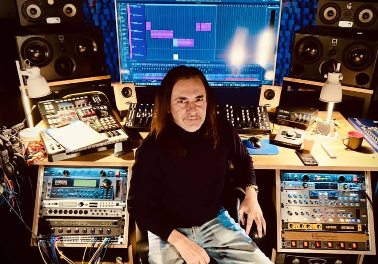 Robert Mr. Root Korzeniewski on SoundBetter