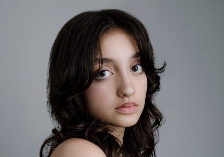Ella Lombardi on SoundBetter