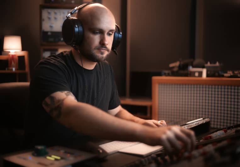 Landon Hook on SoundBetter