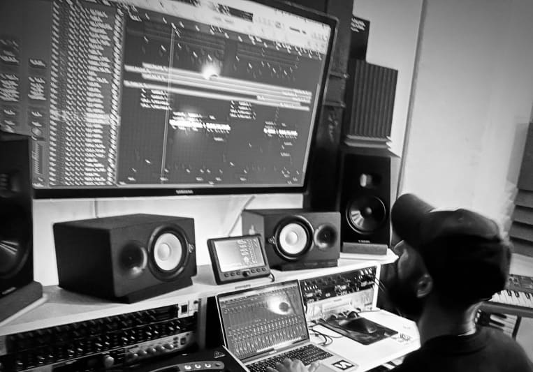 James Davis on SoundBetter