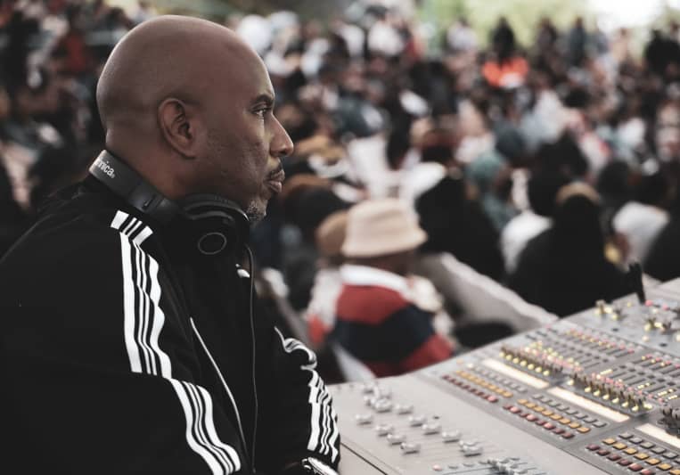 Derrick Holmes on SoundBetter