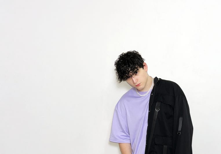 Aizu on SoundBetter