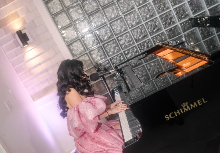 Melody O. on SoundBetter