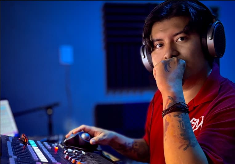 Jaime Uriel on SoundBetter