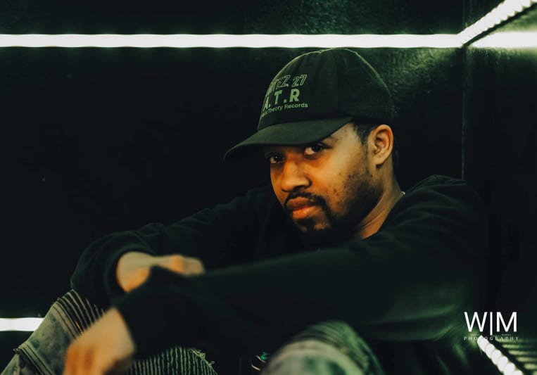 Artez 27 on SoundBetter