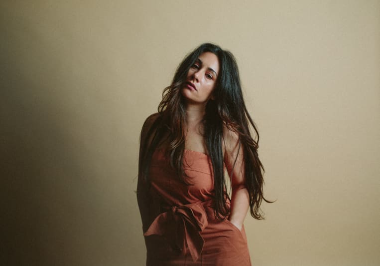Lola Rhodes on SoundBetter