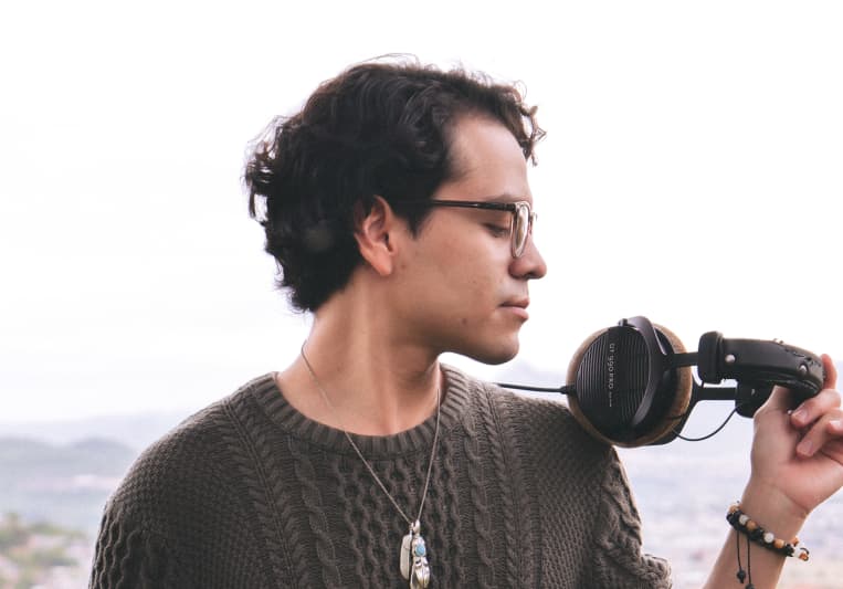 Valliore on SoundBetter
