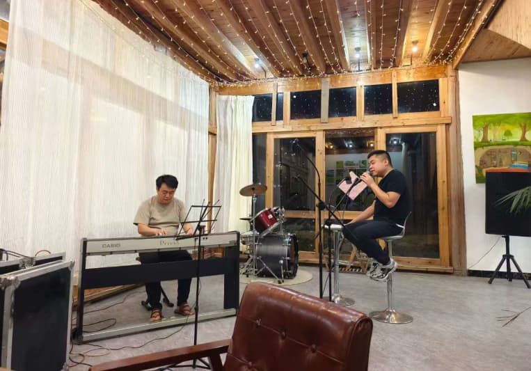 马成龙 on SoundBetter