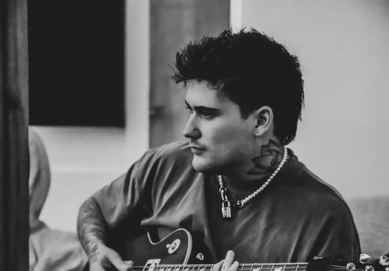 Andrew Stephenson on SoundBetter