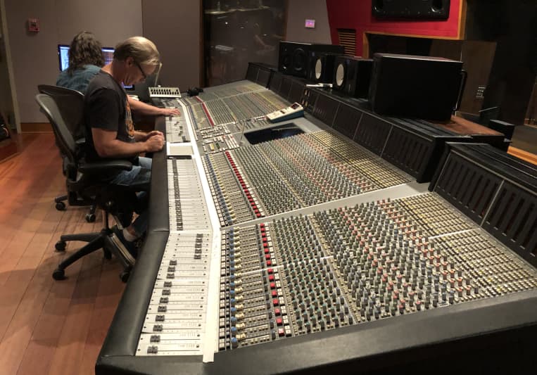 Bobby Blazier on SoundBetter