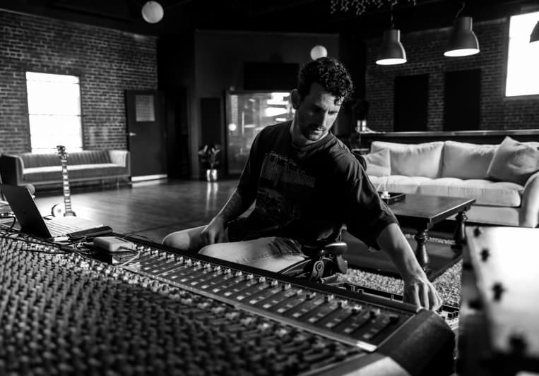 Taylor Bialy on SoundBetter