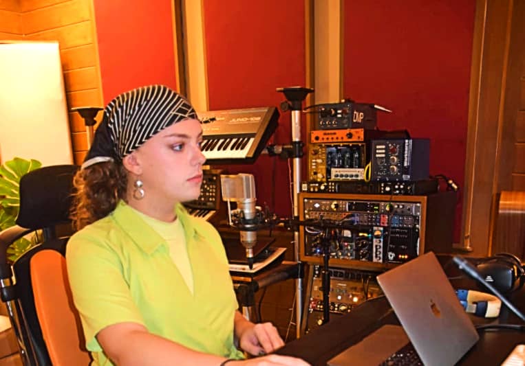 OLIVE on SoundBetter