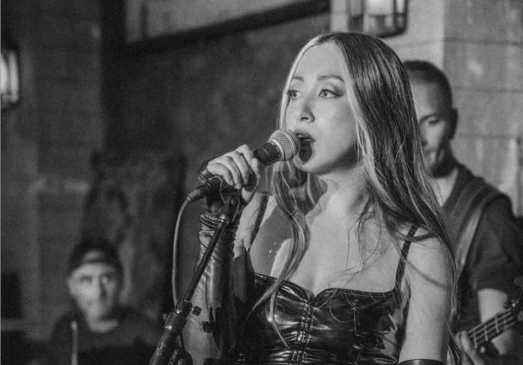Cloe on SoundBetter