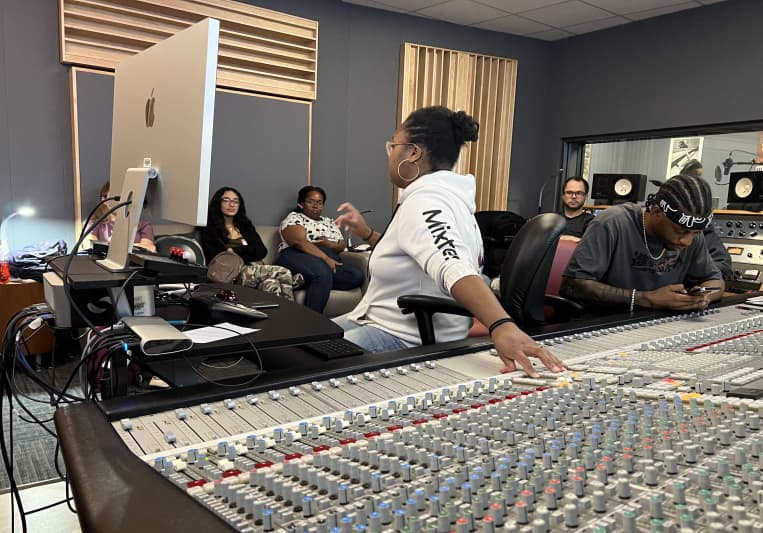 Mixtress Mixed It on SoundBetter