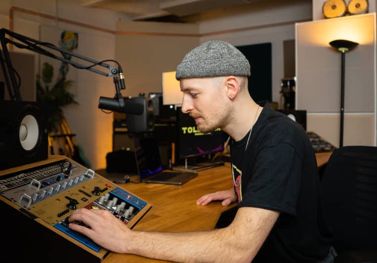 TLKN Audio (ModernCleanLoud) on SoundBetter
