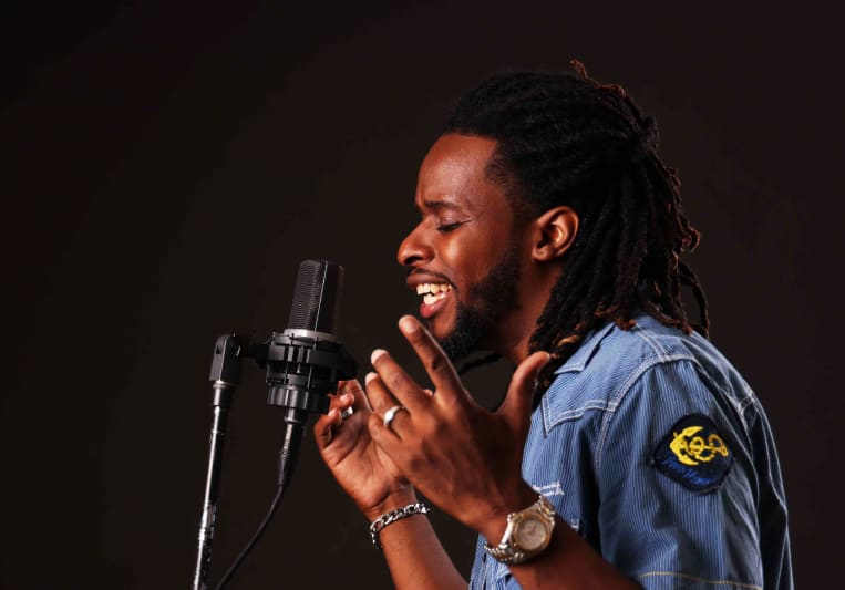 Curtisay on SoundBetter