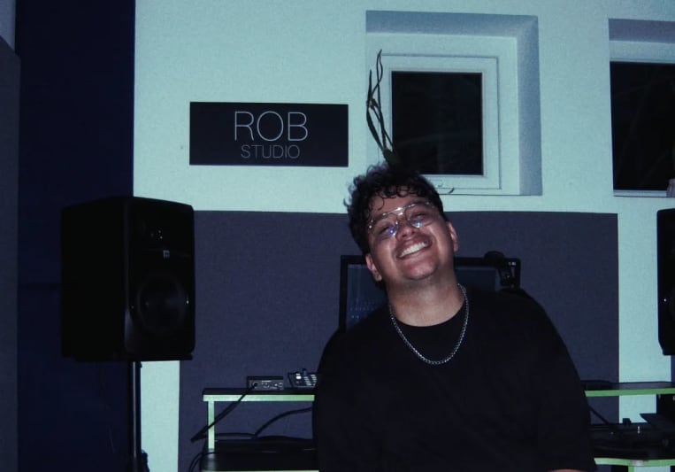 ROB. STUDIO on SoundBetter