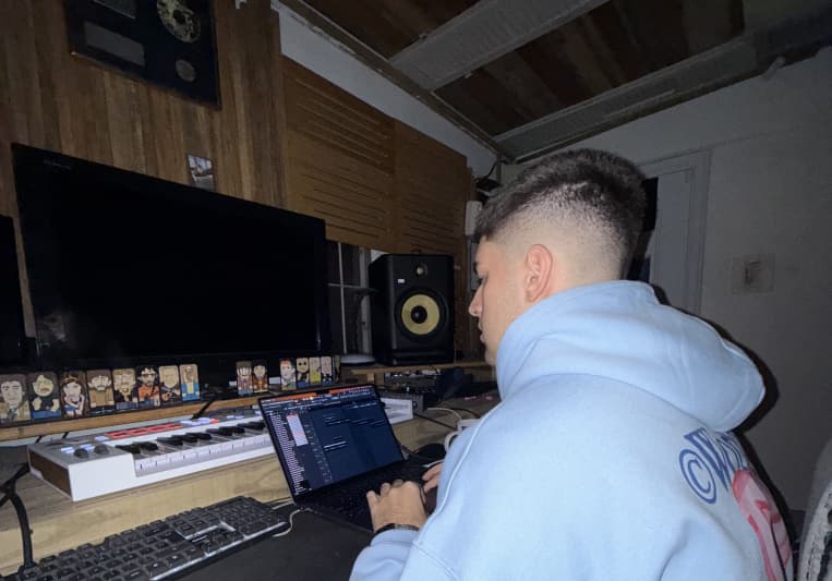 Yako on SoundBetter