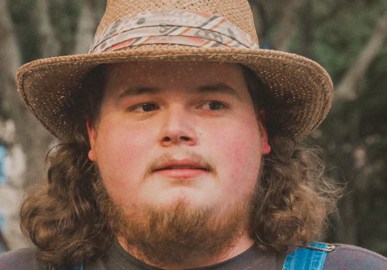 Cayden “tater” Webb on SoundBetter
