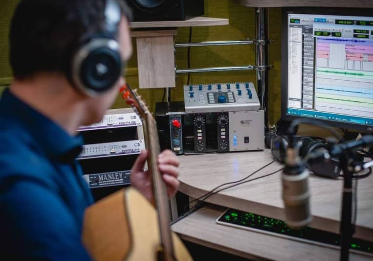 @music_adventure_studio on SoundBetter