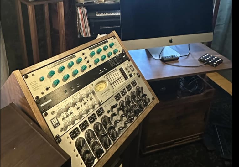 Rebecca Huston Mastering on SoundBetter