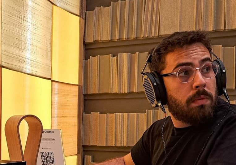 Manos Mamakis on SoundBetter