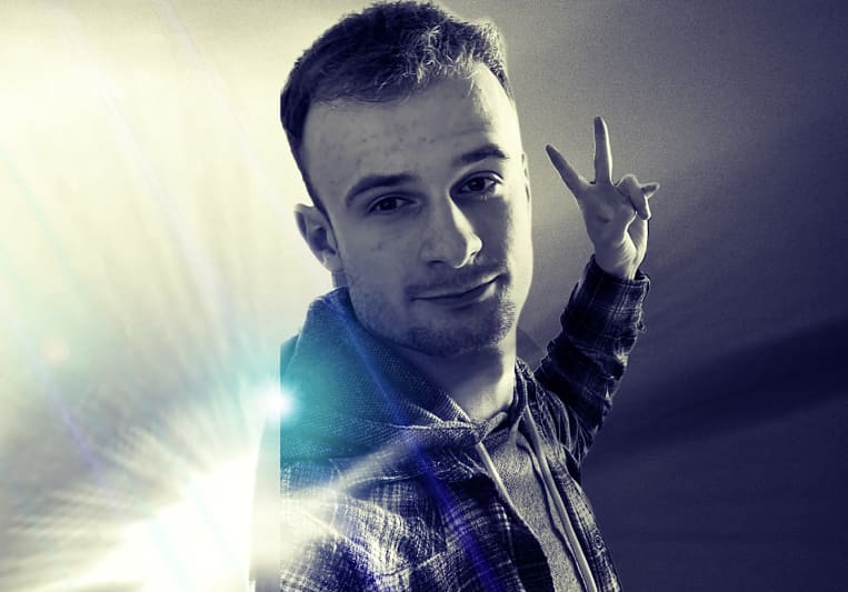 Azault on SoundBetter