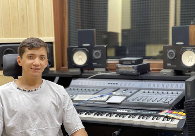Davron Berdimuratov on SoundBetter