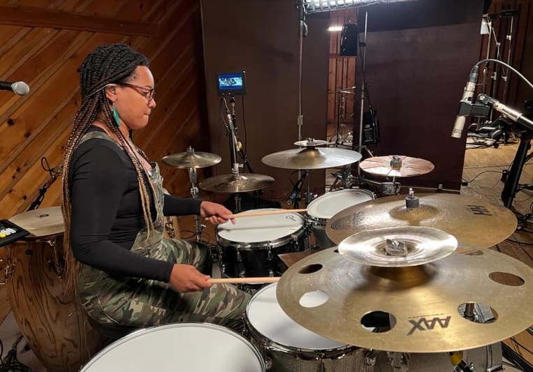 Yissy Garcia on SoundBetter