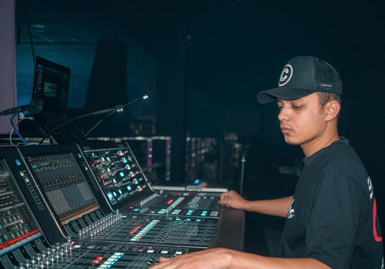 Elder Lima on SoundBetter