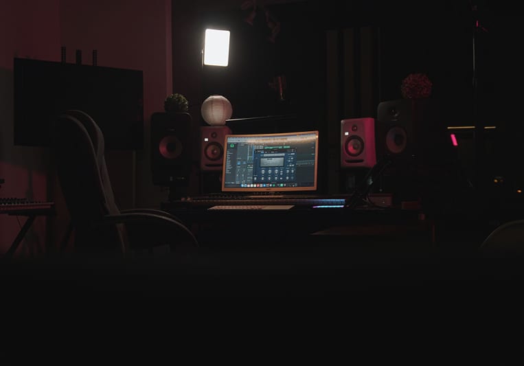 HoodSound Studios on SoundBetter