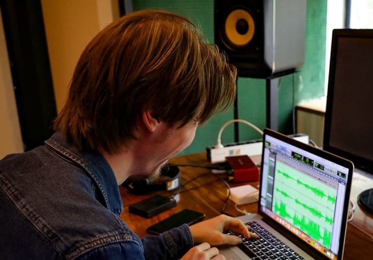 Lennert Klaui on SoundBetter