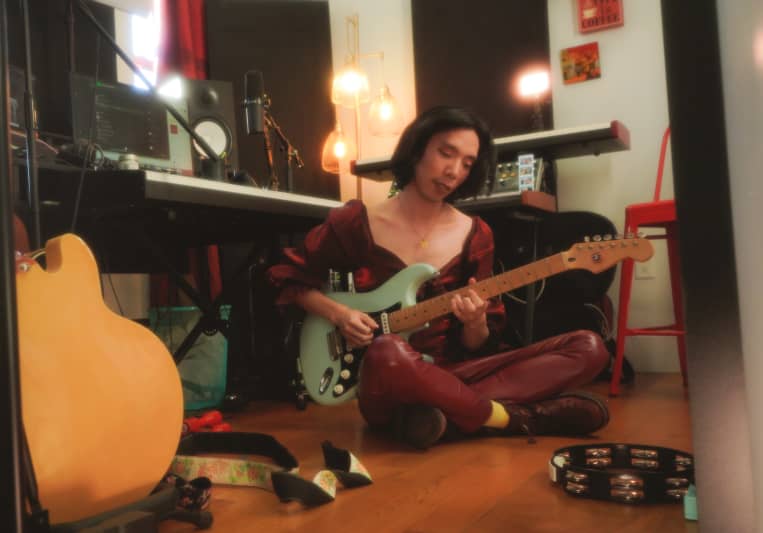 TONIE on SoundBetter