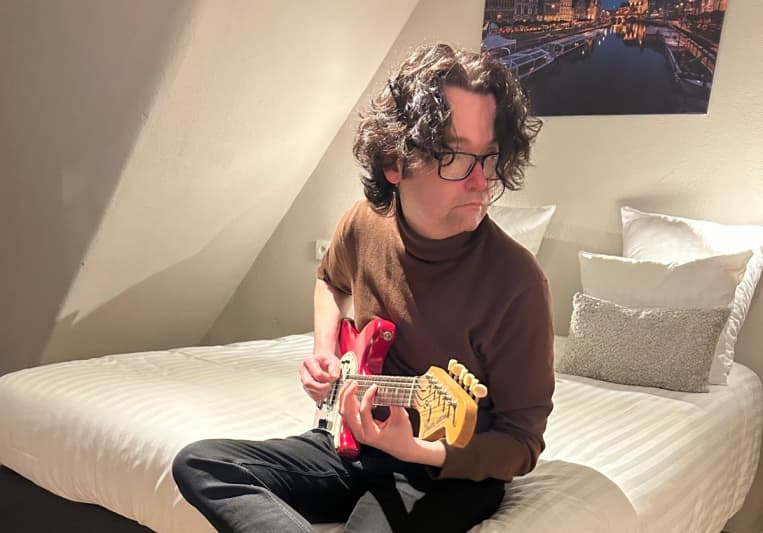 Glenn Schwarzer on SoundBetter