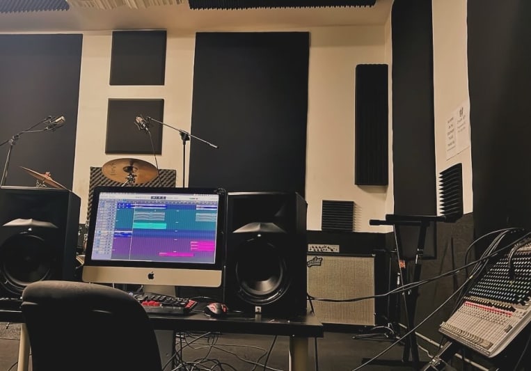 Legaspi Studios on SoundBetter