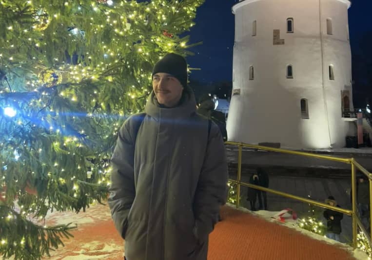 AKROS on SoundBetter