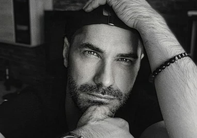 Eddie Mess on SoundBetter