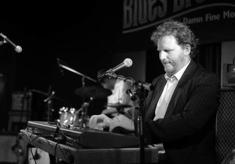 Simon Orange on SoundBetter