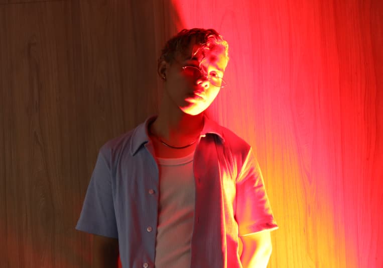 Wikav on SoundBetter