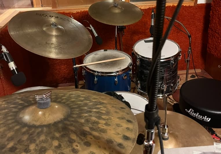 Russell on SoundBetter