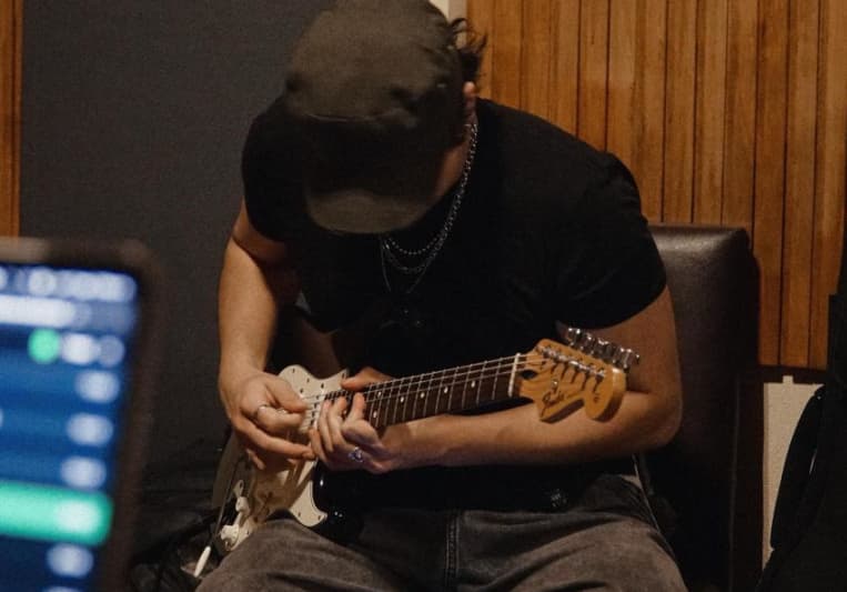 Tom Reyes on SoundBetter