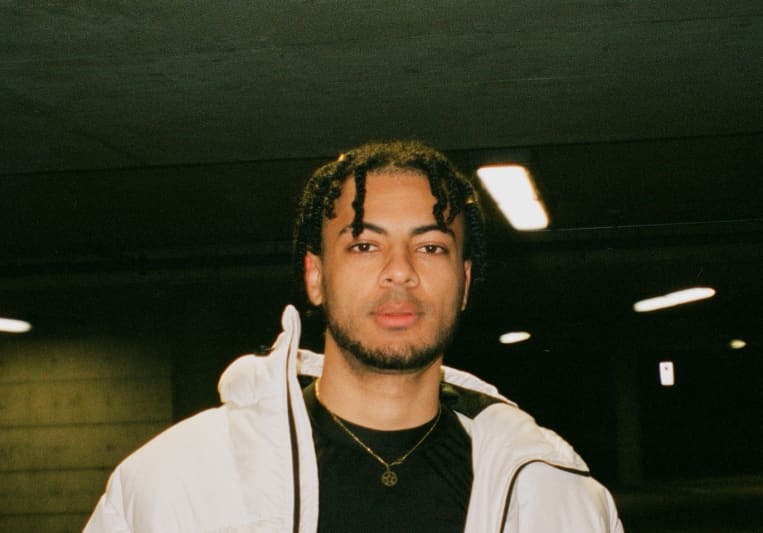Jadhé on SoundBetter